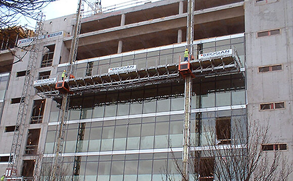 mast climbing platform